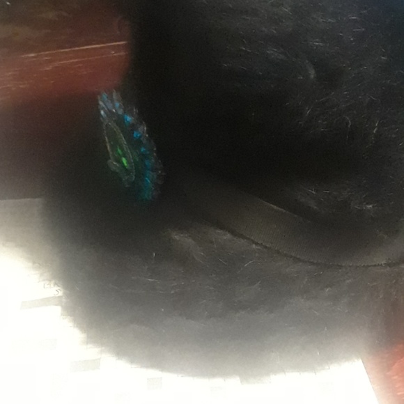 Hat - Picture 3 of 3